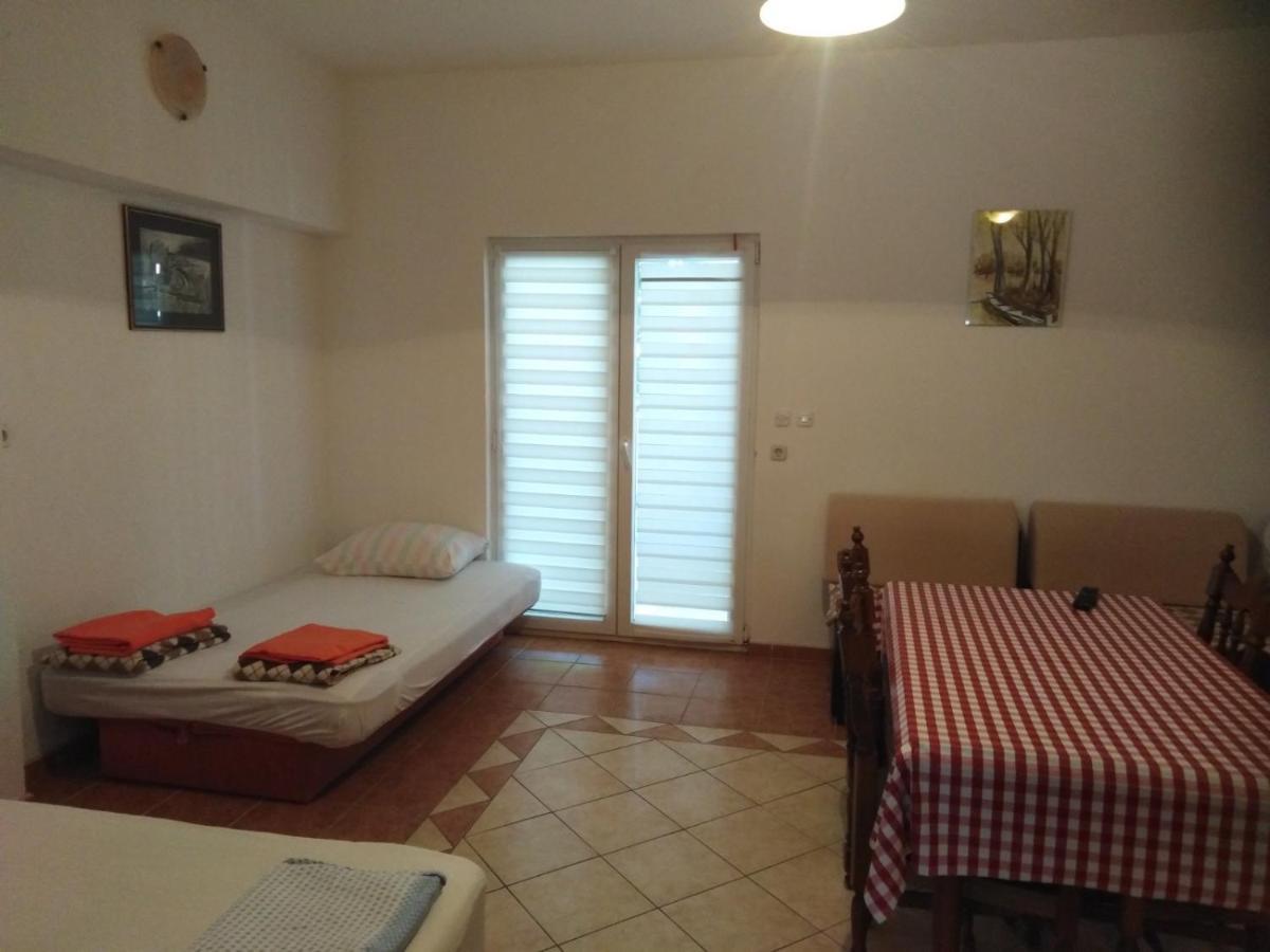 Apartman Ivica Vir Eksteriør billede